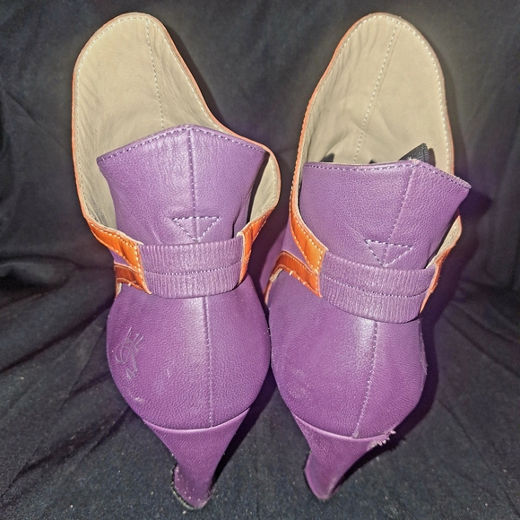John Fluevog Rare Vibrant Purple and Orange Heeled Boots - Picture 4 of 15